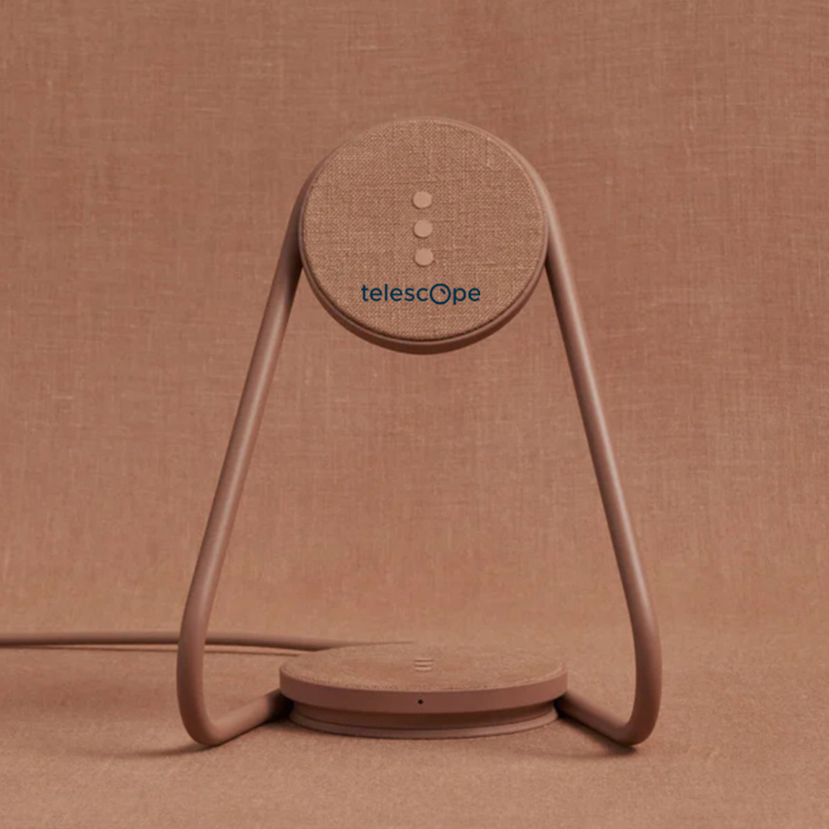 Courant MAG2 Linen Wireless Charger